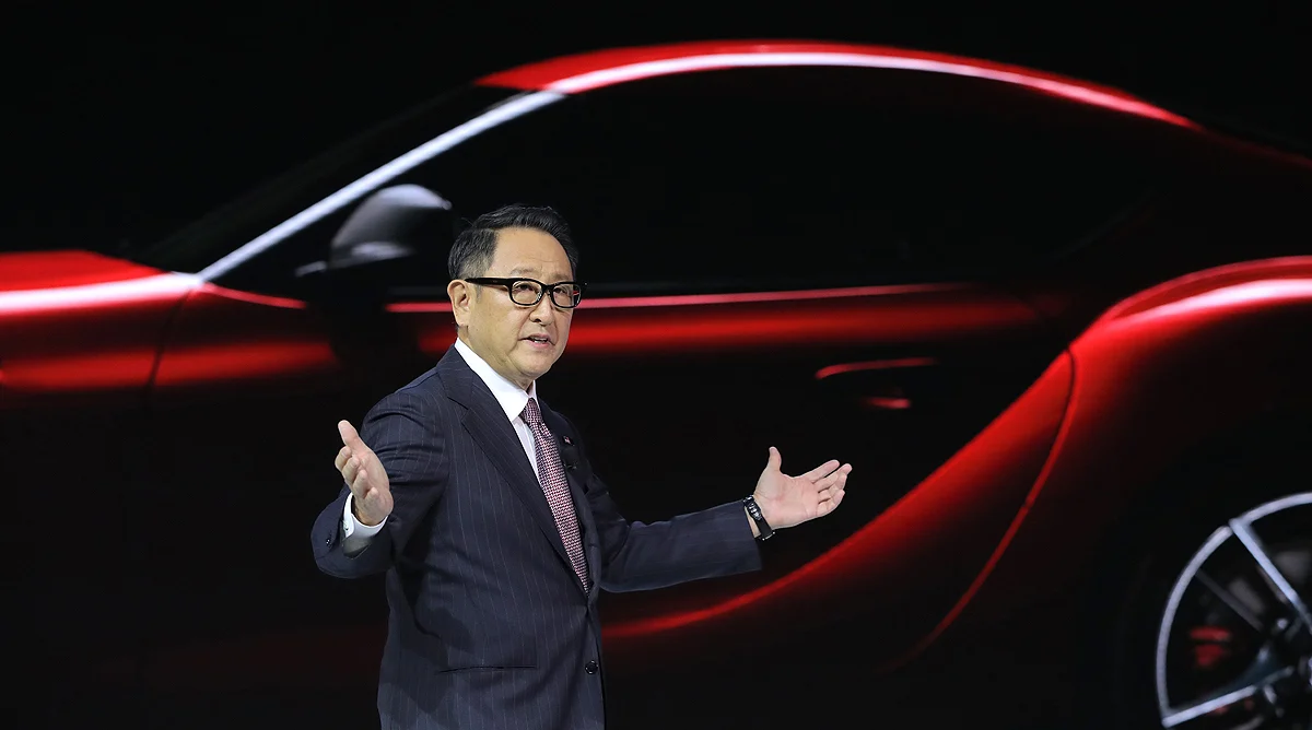 Chủ tịch Toyota cảnh báo Apple về những thách thức khi tạo ra ô tô riêng - toyota 2