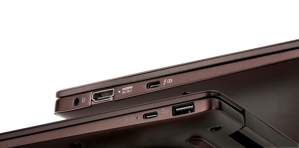 Laptop Fujitsu CH: Xử lý nhanh, giải trí đa phương tiện hiện đại dành cho giới trẻ - CH Brown Standard Photo 18