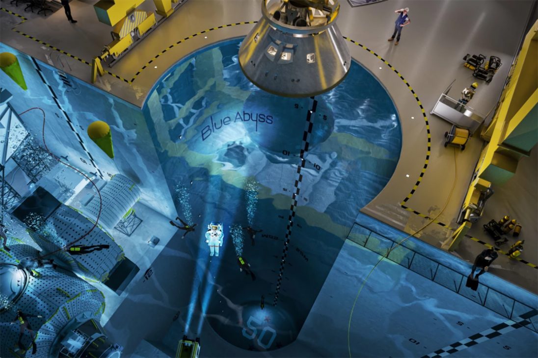 Bể bơi Blue Abyss: địa điểm lý tưởng để phát triển robot dưới nước và đào tạo phi hành gia - Blue Abyss