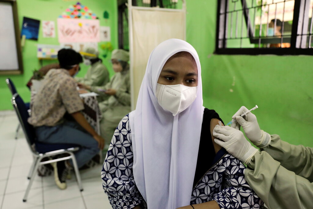Hơn 800 trẻ em Indonesia tử vong bởi biến thể Delta - Indonesia 1