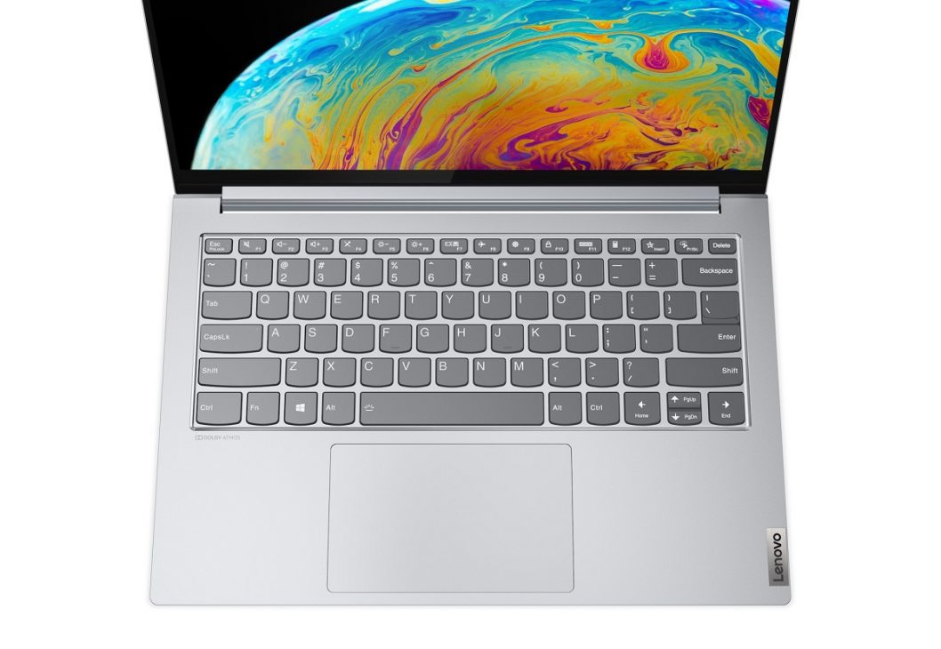 Ra mắt laptop Yoga Slim 7 Pro màn hình OLED cao cấp, mở  không gian công việc và giải trí - 07 Yoga Slim 7 Pro Closeup Keyboard edited