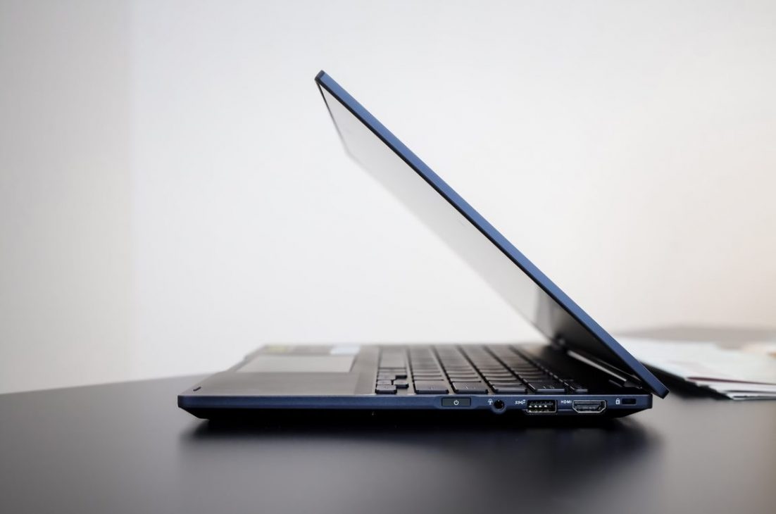 Trên tay laptop ASUS ExpertBook B5 Flip mỏng nhẹ vừa lên kệ, giá 24 triệu đồng - 1e7aeff6 48ff 499b 9fd5 f908fcd2910f