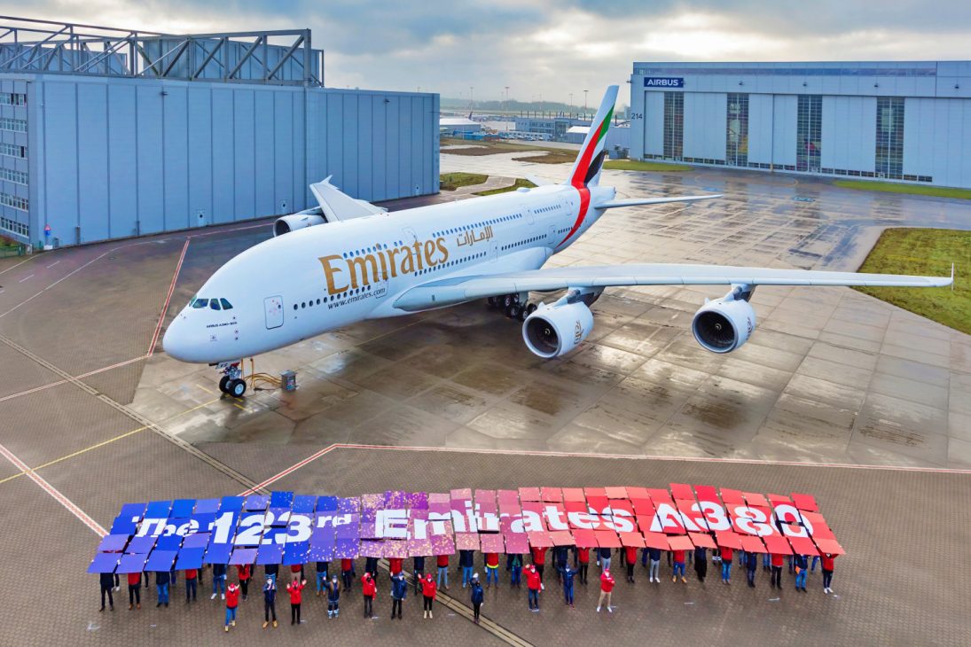 Airbus bàn giao siêu máy bay A380 cuối cùng vì giá bay quá đắt - 1 20