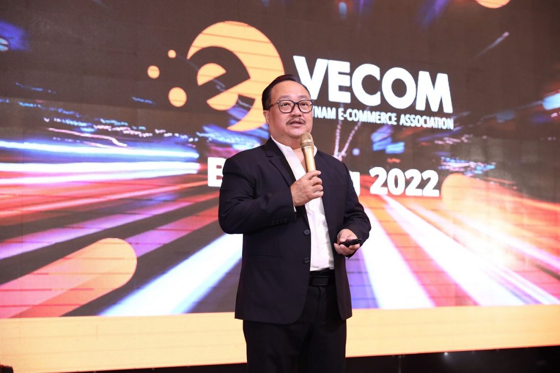 Những công nghệ mới đang lên ngôi trong tiếp thị trực tuyến - Ong Nguyen Ngoc Dung Chu tich VECOM