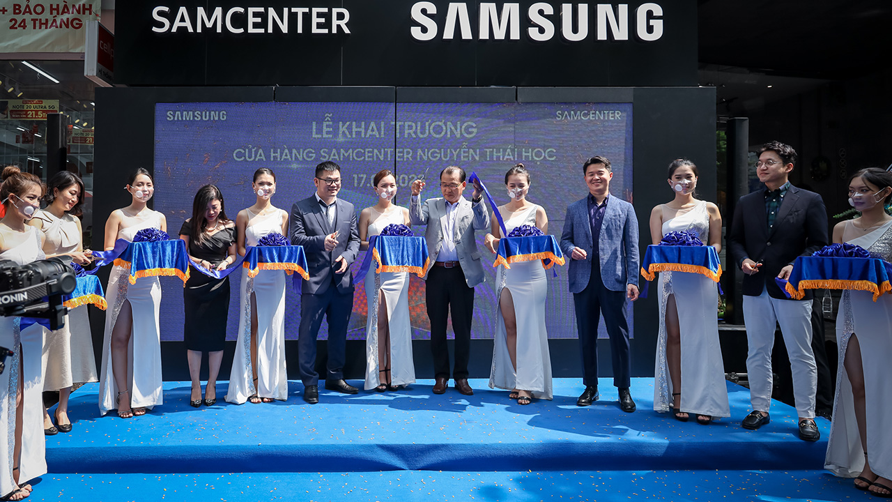 Triển khai chuỗi cửa hàng Samsung Premium Stores ủy quyền đầu tiên tại Việt Nam - 052A5515