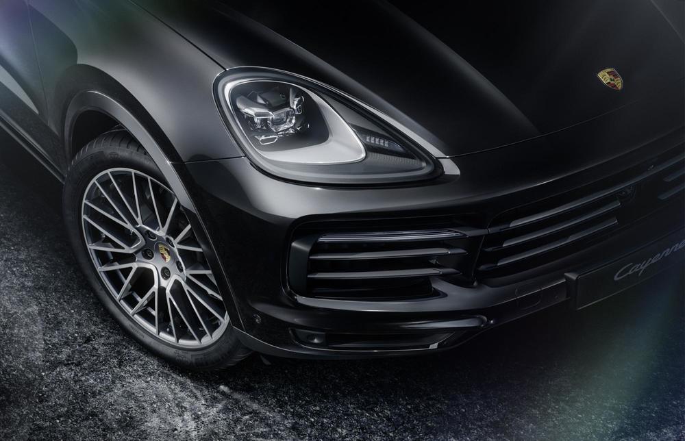 Porsche Cayenne Platinum Edition: độc đáo và phong cách - S22 0012