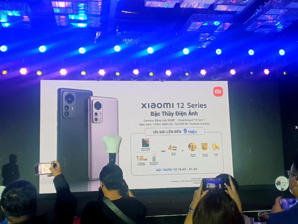 Xiaomi 12 Pro, Xiaomi 12 sẽ bán ở Việt Nam đầu tháng 4, giá từ 19,9 triệu đồng - d4ade22c46ca8994d0db