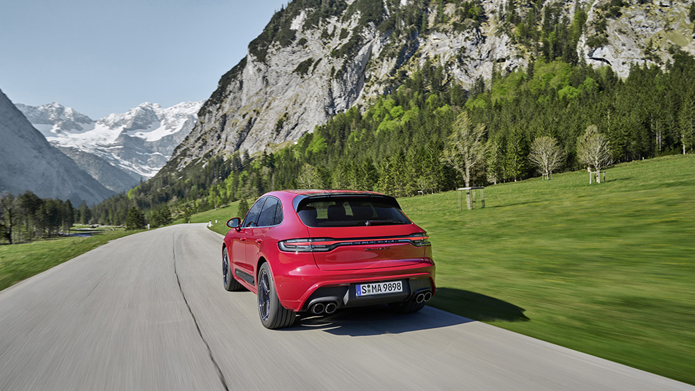 Porsche ra mắt SUV Macan thế hệ mới: mạnh mẽ, thể thao hơn - P21 0359