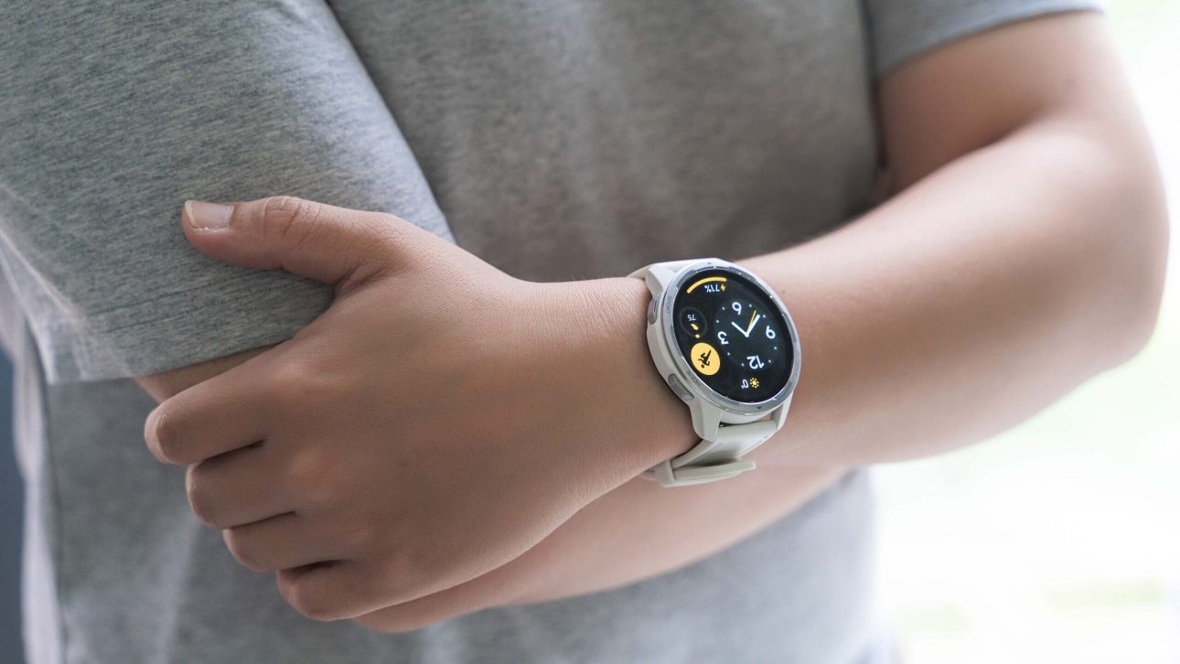 Xiaomi mở bán Watch S1 Active tặng tai nghe Redmi Buds 3 - xiaomi watch s1 active