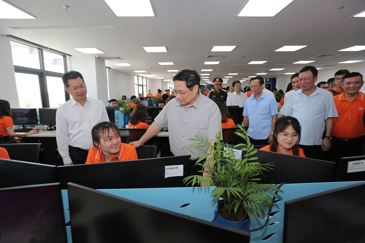 Thủ tướng Chính phủ thăm khu đô thị FPT City tại Đà Nẵng - tt17