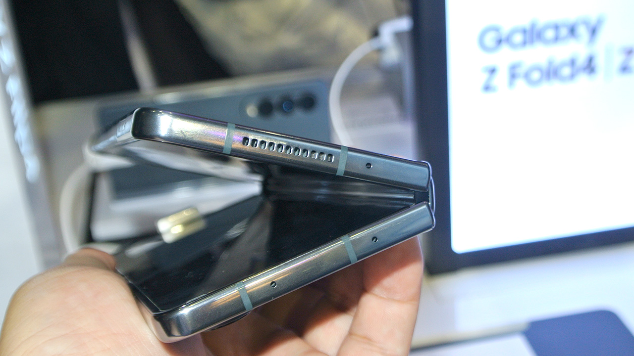 Bộ đôi Samsung Galaxy Z 2022 chính thức ra mắt, bền hơn, thêm tùy chọn cá nhân và dung lượng pin nhiều hơn - DSC2304
