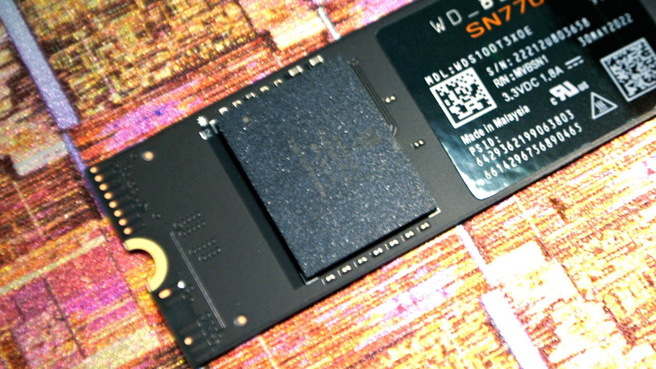 WD Black SN770 1TB: Lưu trữ nhiều, tốc độ nhanh - DSC2625