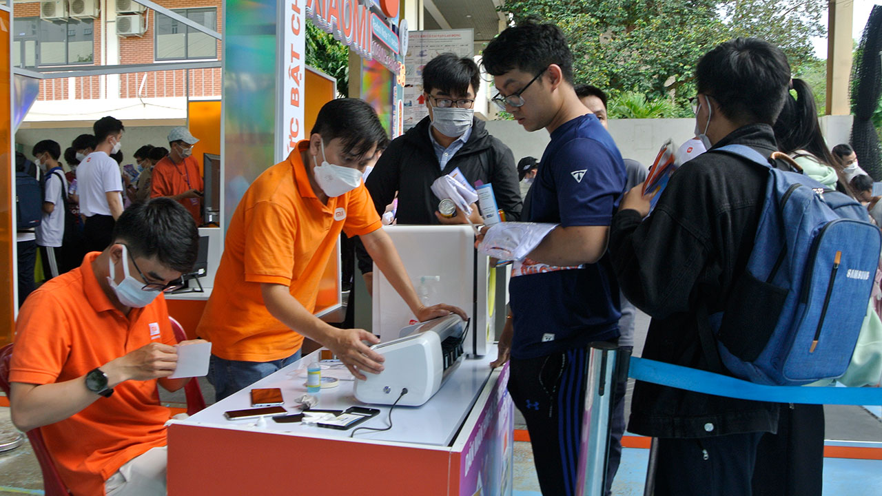 Xiaomi khởi động chuỗi sự kiện công nghệ tại 20 trường Đại học - DSC2651
