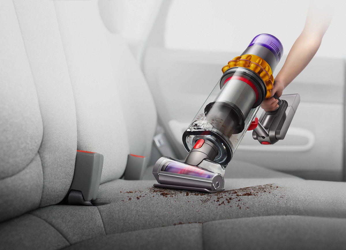 Ra mắt máy hút bụi Dyson V15 Detect công suất mạnh 240AW và bộ phụ kiện tiện dụng - Dyson V15 Detect Hair Screw Tool in car