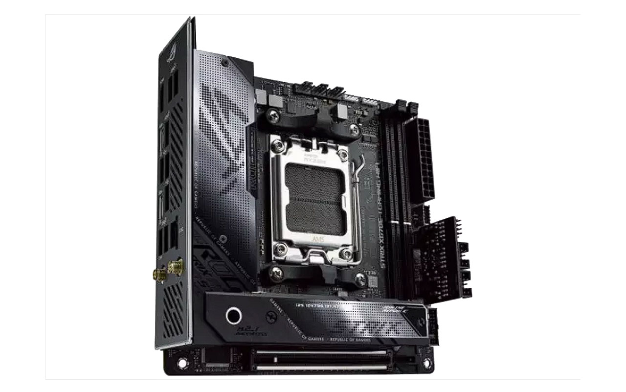 ASUS trình làng dòng bo mạch chủ AMD X670 với dãy sản phẩm đa dạng -
