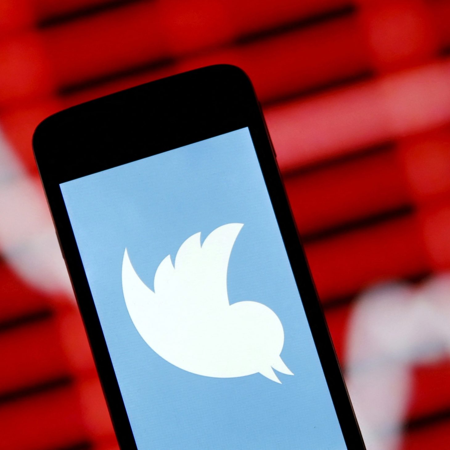 Giới lập pháp Hoa Kỳ chất vấn Twitter về cáo buộc không bảo vệ dữ liệu người dùng - Twitter 2