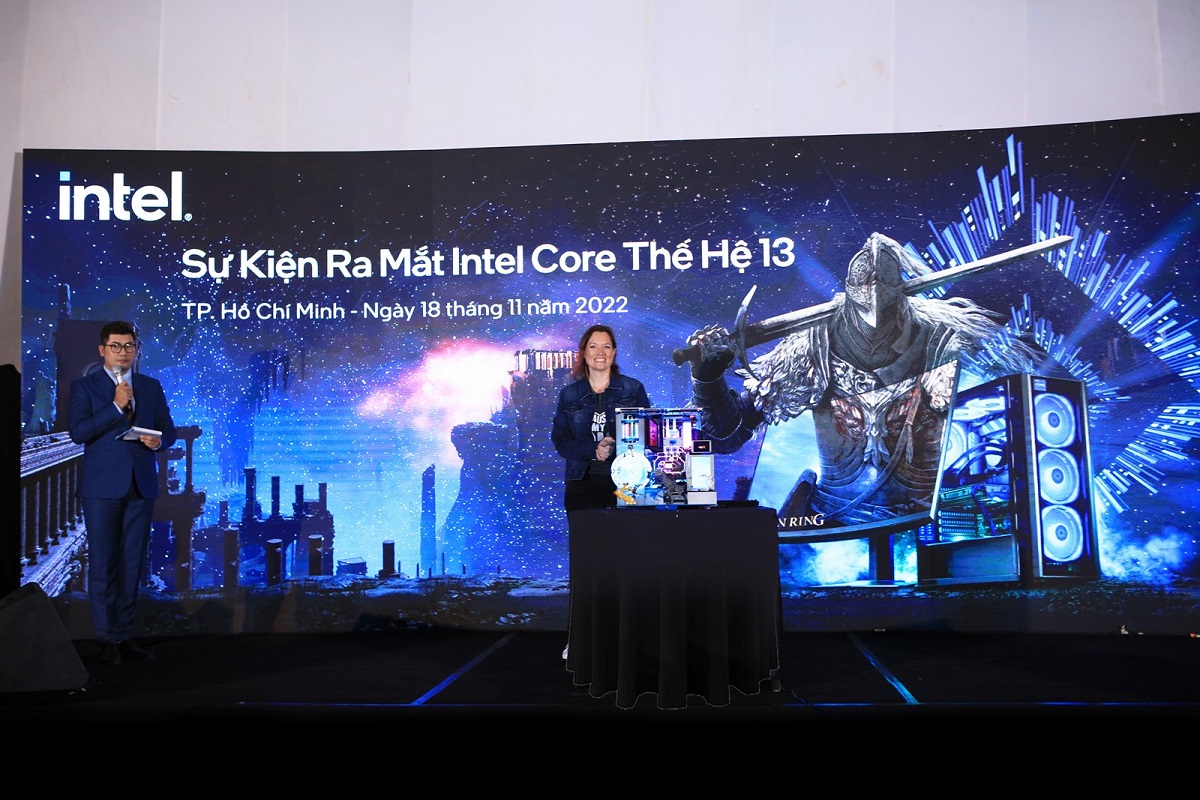 Ra mắt vi xử lý Intel Core thế hệ 13 cho máy tính để bàn từ phổ thông đến cao cấp tại Việt Nam - Ba Alexis Crowell Giam Doc Dieu Hanh khu vuc chau A cua Intel 5