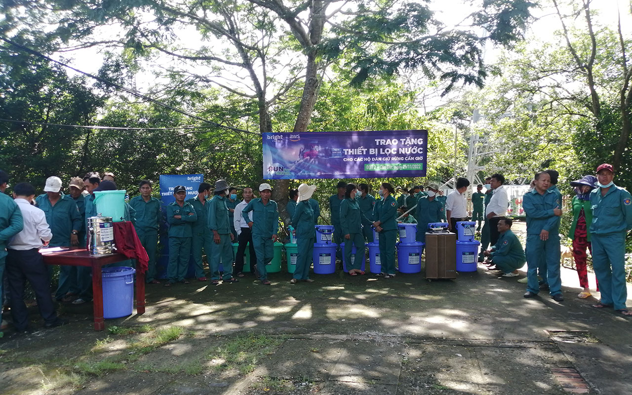 AWS Việt Nam cùng Bright Việt Nam tiếp tục hành trình phủ xanh rừng ngập mặn Cần Giờ - IMG 20221125 134723