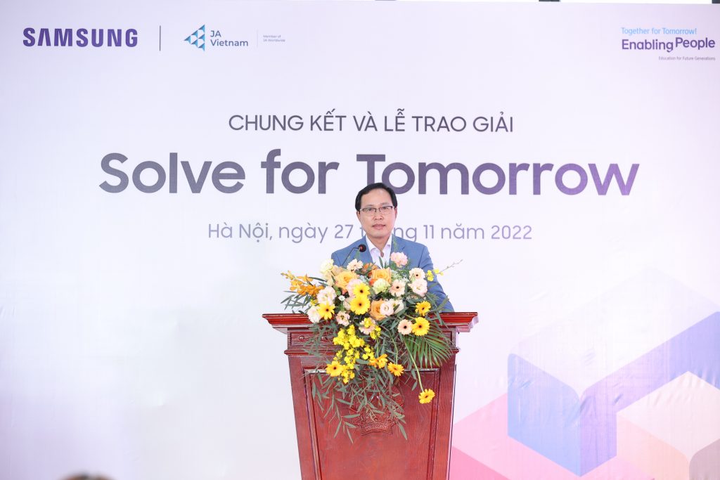 Trao giải cho các tài năng Solve for Tomorrow 2022, dùng công nghệ giải quyết vấn đề xã hội - Ong Choi Joo Ho – Tong giam doc To hop Samsung Viet Nam phat bieu tai su kien 1024x683 1
