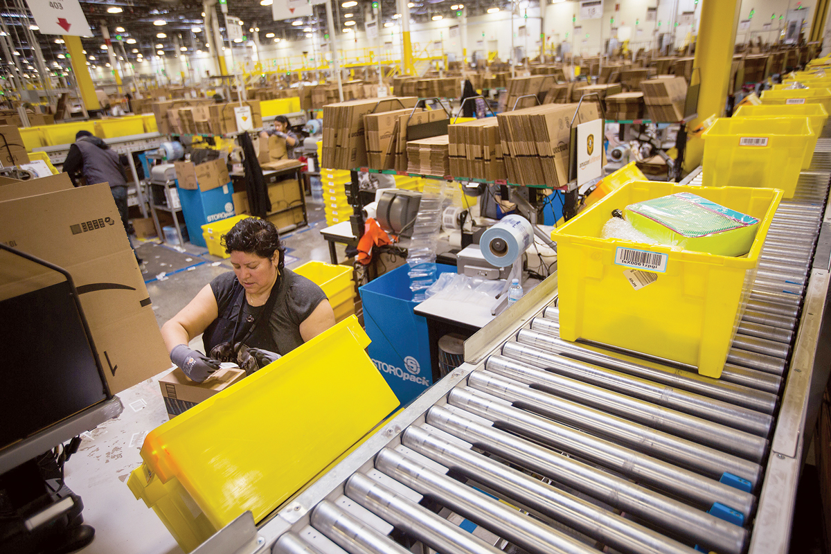 Amazon vẫn lạc quan trước những dự đoán ảm đạm của ngành công nghệ năm 2023 - Amazon 1