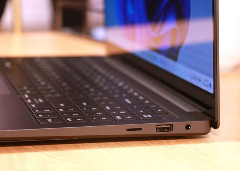 Samsung tiết lộ loạt Galaxy Book3 đối đầu MacBook - 3