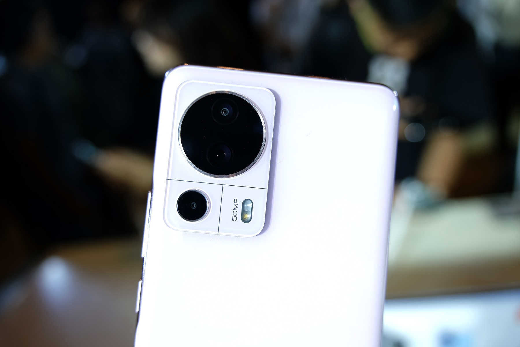 Xiaomi 13 Series với camera Leica, flagship bảo hành 24 tháng - DSCF6675