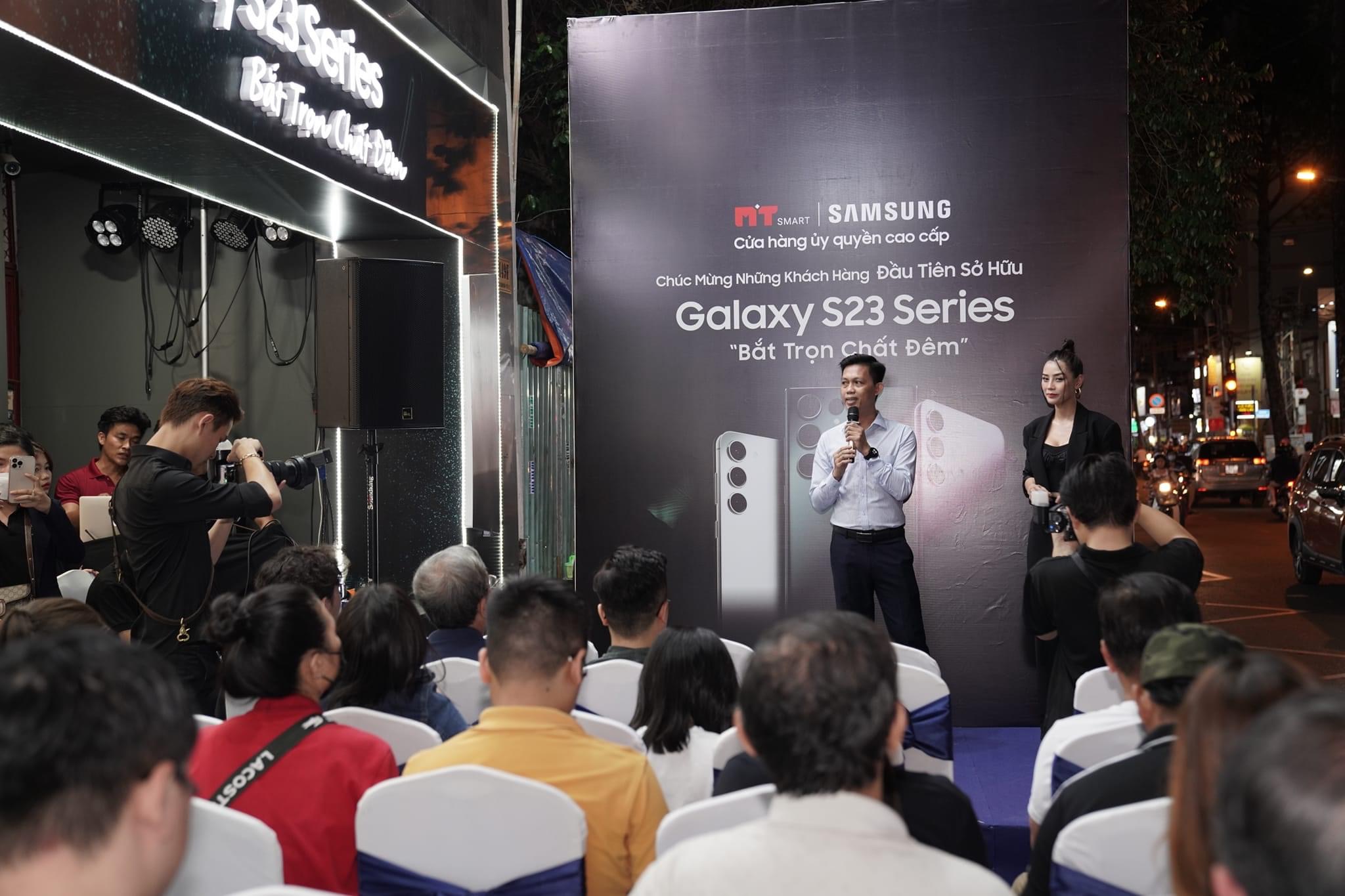 Galaxy S23 Series mở bán, vẫn thu hút người dùng - IMG 1471
