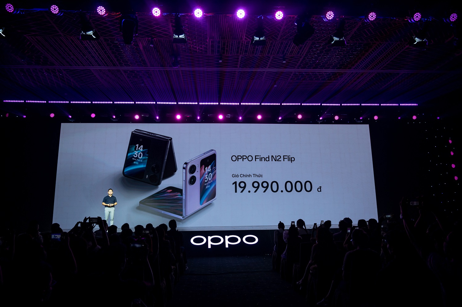 OPPO Find N2 Flip, điện thoại gập hoàn thiện nhất, giá dưới 20 triệu đồng - LUN 8681