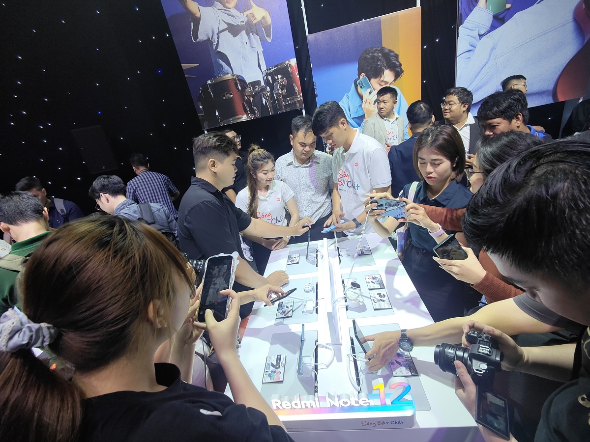 Xiaomi ra mắt bộ đôi Redmi Note 12/Pro 5G, nâng cấp toàn diện camera, pin và thiết kế - IMG20230331200909