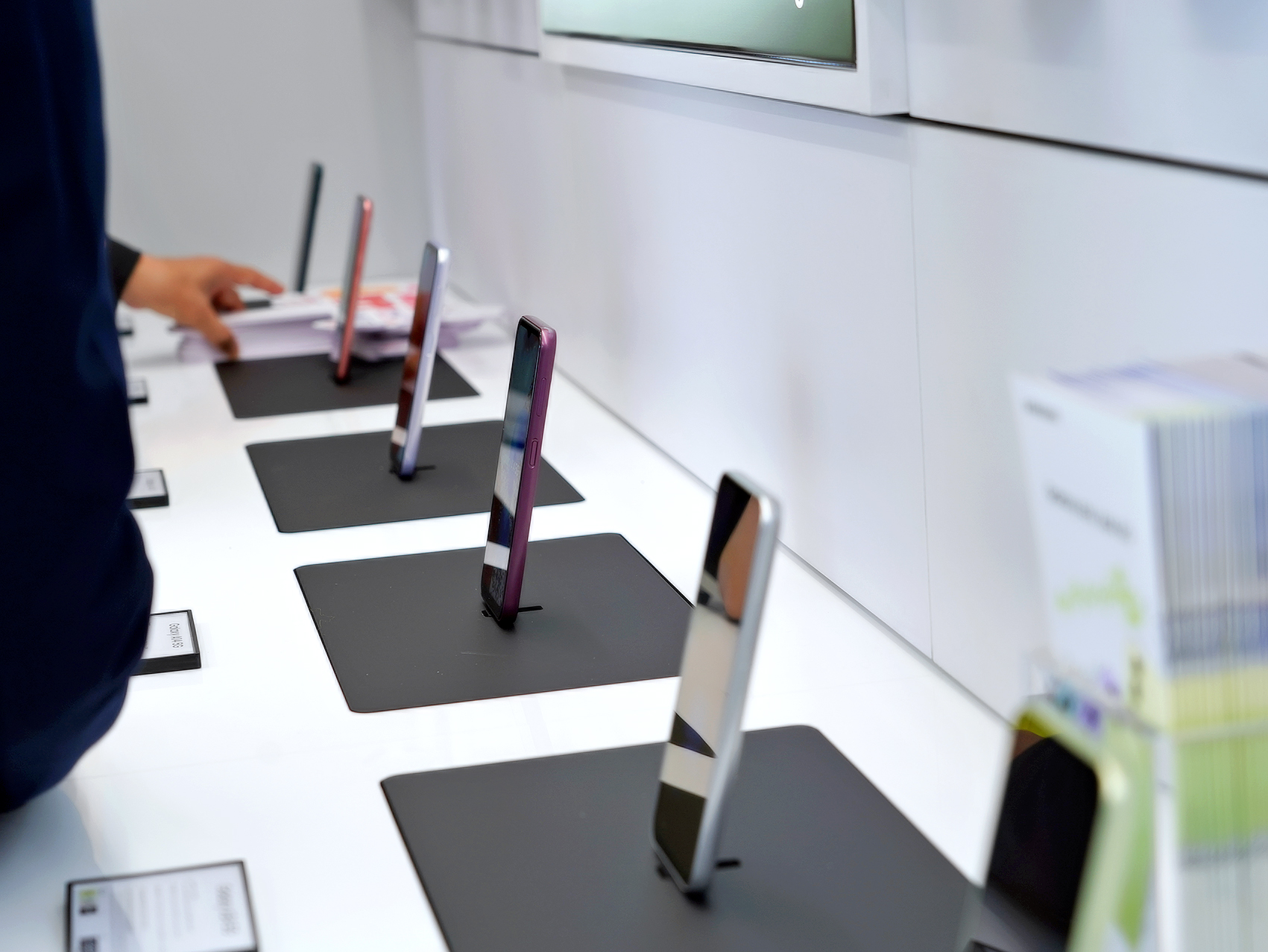 MT Smart mở thêm Cửa hàng trải nghiệm cao cấp Samsung, giảm sốc 50% cho flagship - DSC01887