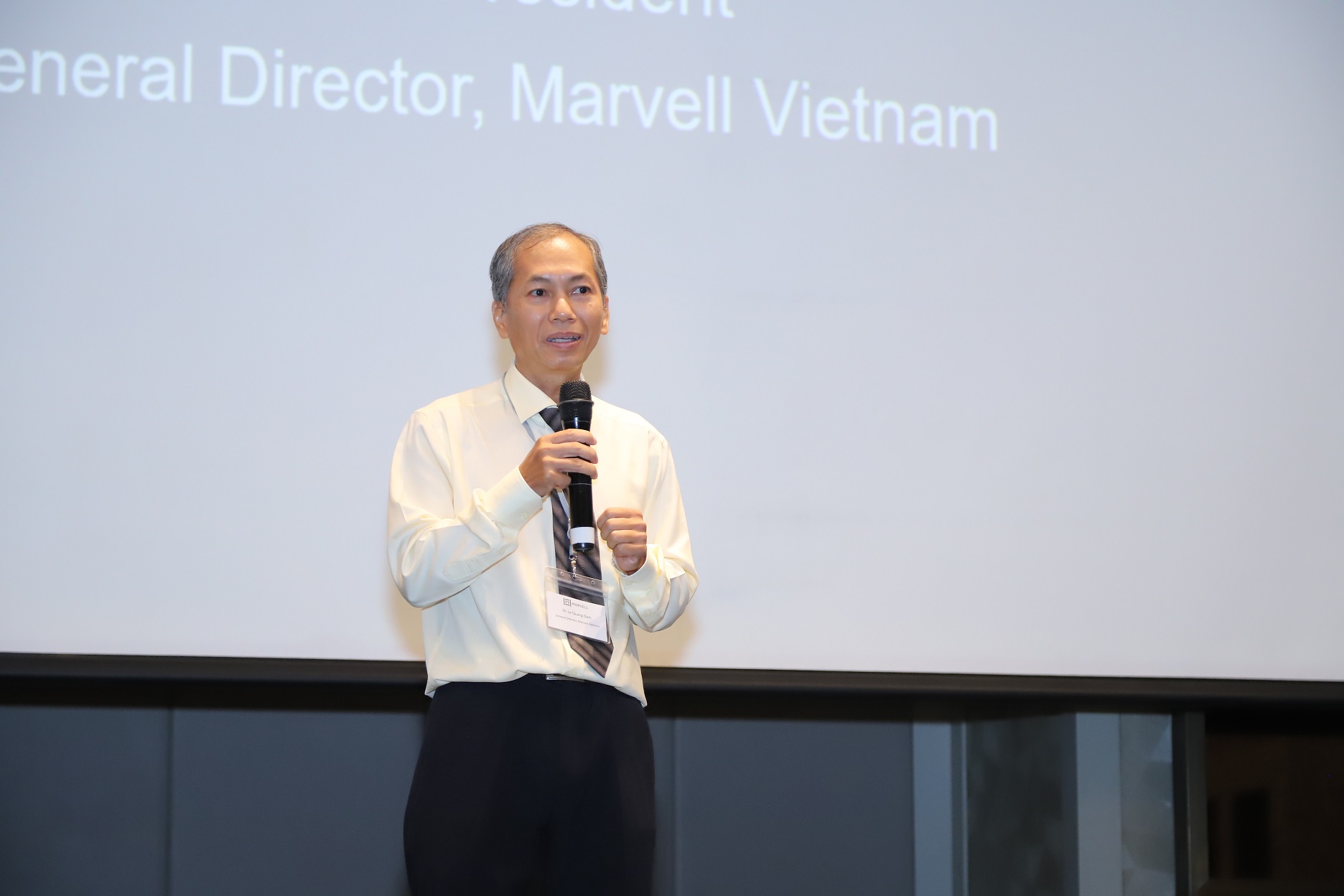 Trung tâm Thiết kế Vi mạch lớn, hướng đến AI và công nghệ đám mây của Marvell được đặt tại Việt Nam - TS. Le Quang Dam Tong giam doc Marvell Viet Nam