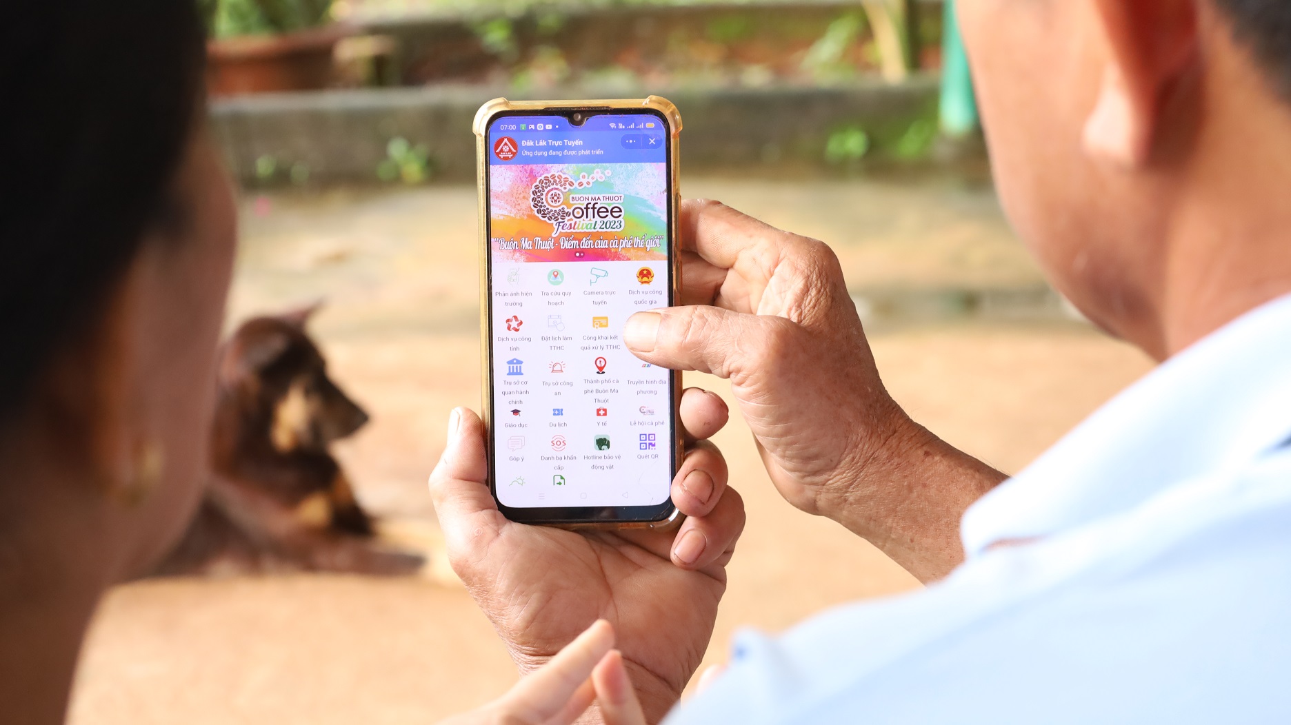 Zalo mini app “Đắk Lắk Trực Tuyến” đưa công nghệ về gần buôn làng - DakLak Anh2