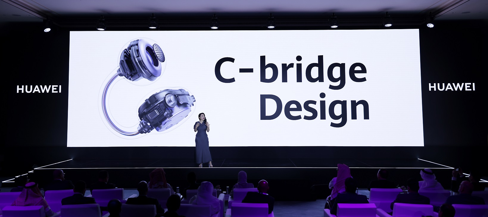Huawei gây bất ngờ với tai nghe Huawei FreeClip ra mắt tại Dubai - C bridge Design