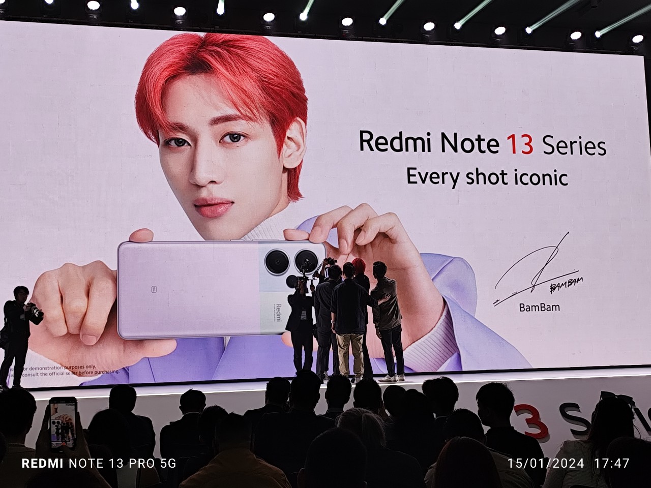 Ra mắt Redmi Note 13 series: Thiết kế đẹp, hiệu suất mạnh của mỗi phân khúc - z5080330417540 b40409b4229be8cd86918ef24dd97ae6 1