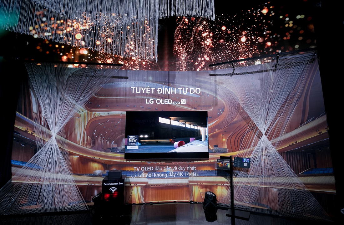 LG giới thiệu loạt kiệt tác TV 2024, chinh phục trải nghiệm giải trí đỉnh cao - OLED M4 Tivi khong day dau tien tai VN