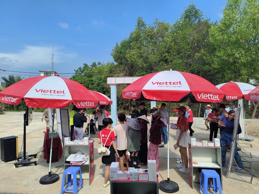 Viettel tiên phong kéo Internet cáp quang đến ấp đảo Thiềng Liềng - z5446730322084 74ddeea02d87a2384366ff81f4f68abf