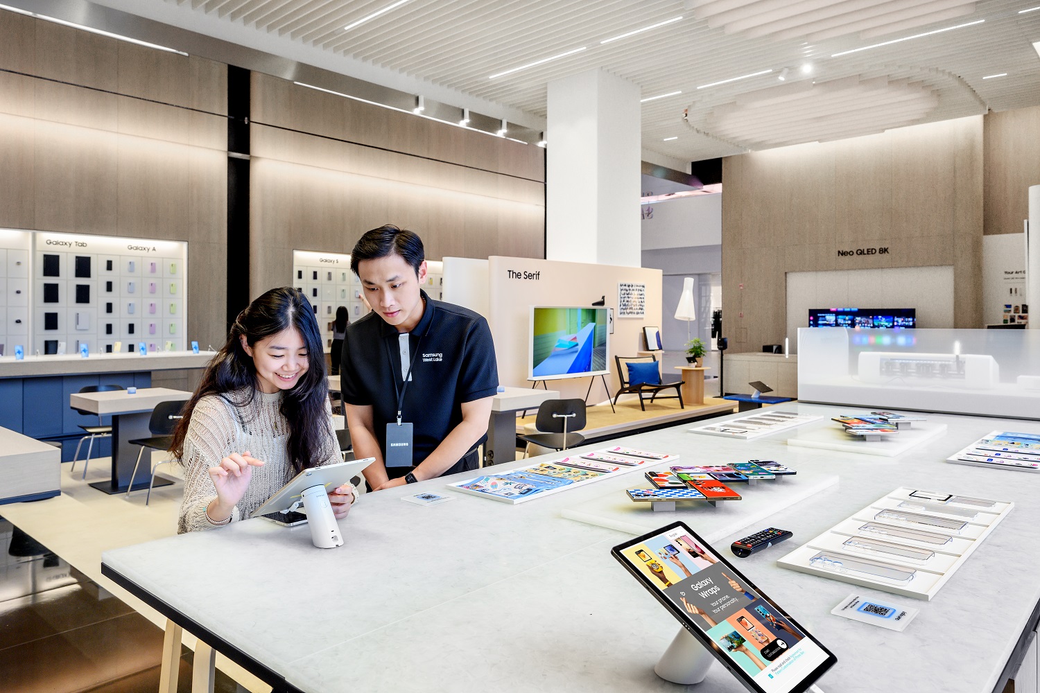 Samsung West Lake, cửa hàng phong cách mới của Samsung tại Thủ đô - Brand Zone