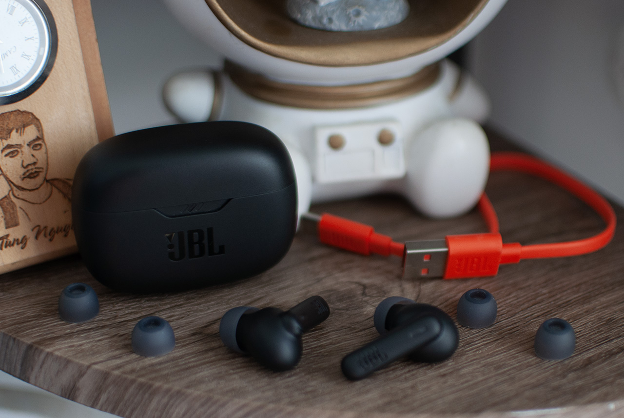 JBL Wave Beam 2: độc đáo công nghệ ANC và Smart Ambient cho chất lượng chuyên gia, giá sinh viên - DSC0549