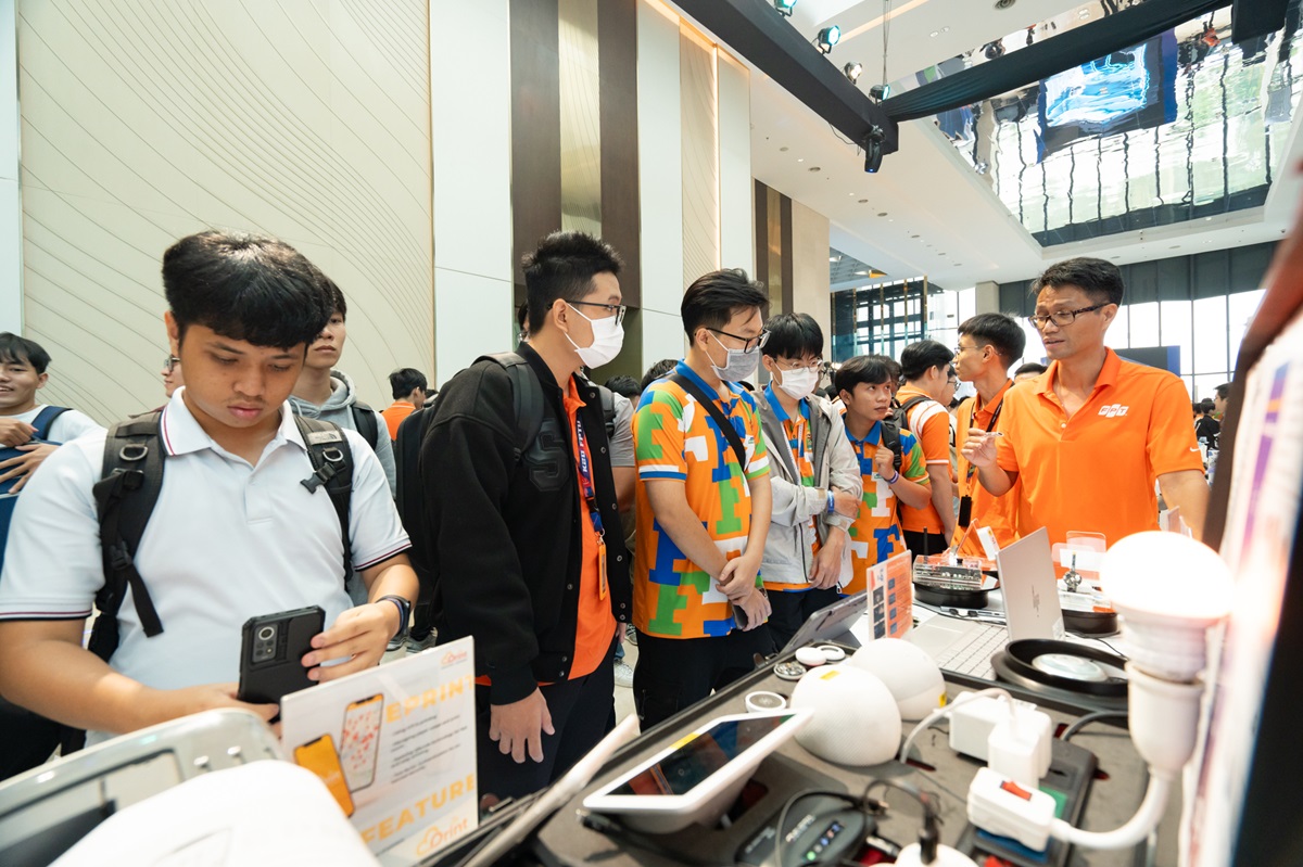 FPT Techday 2024 ấn tượng, trình diện loạt công nghệ tiên tiến và kế hoạch tương lai, đạt kỷ lục hơn 10.000 người tham dự - TI209209