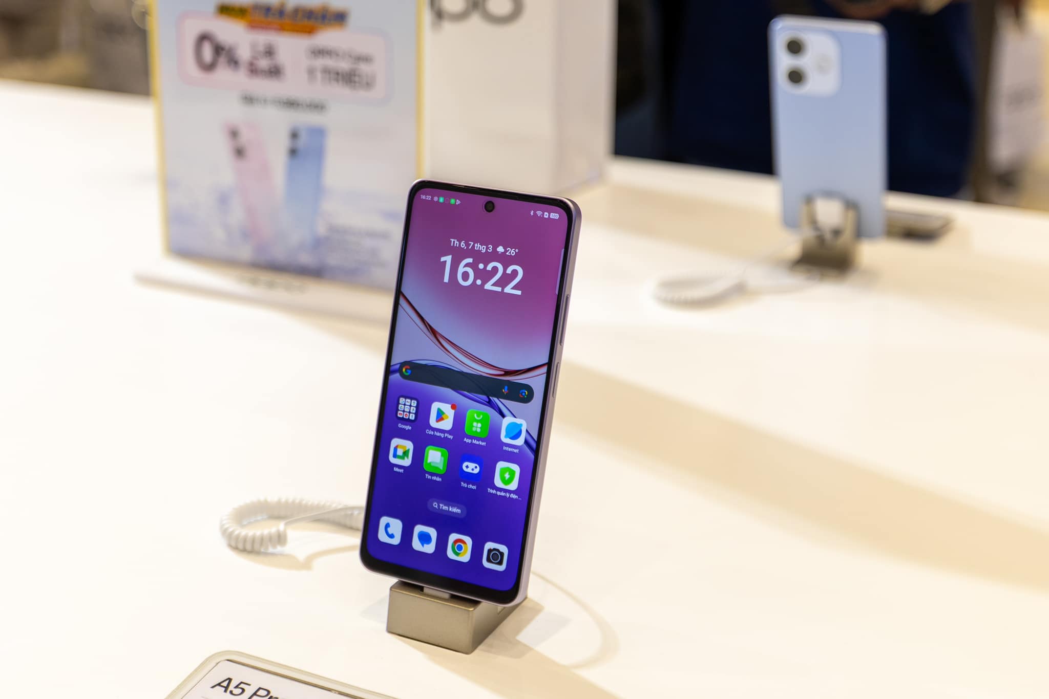 OPPO A5 Pro ra mắt, chịu giam trong băng, bị đập, bị xịt nước, vẫn hoạt động hoàn hảo - 481698510 9356847974370222 5849727036666655223 n