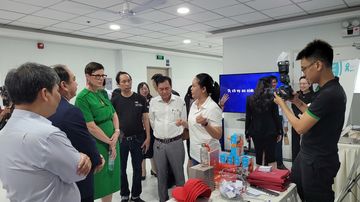 Thách thức và đạo đức của ứng dụng Trí tuệ nhân tạo trong Y tế - 500243900 1107126308103190 6744512208464957590 n