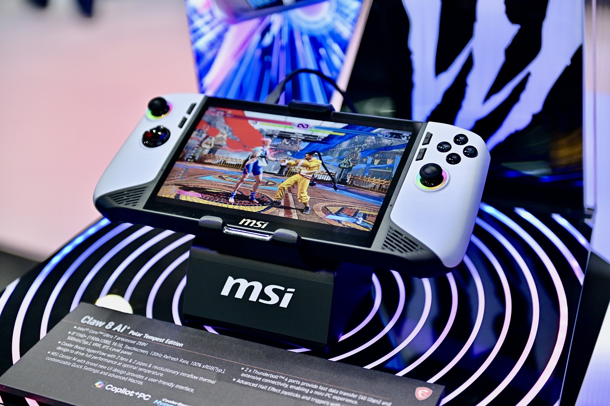 Computex 2025: MSI trình diễn loạt laptop đẹp mạnh ấn tượng và máy chơi game mới - DSC 8115