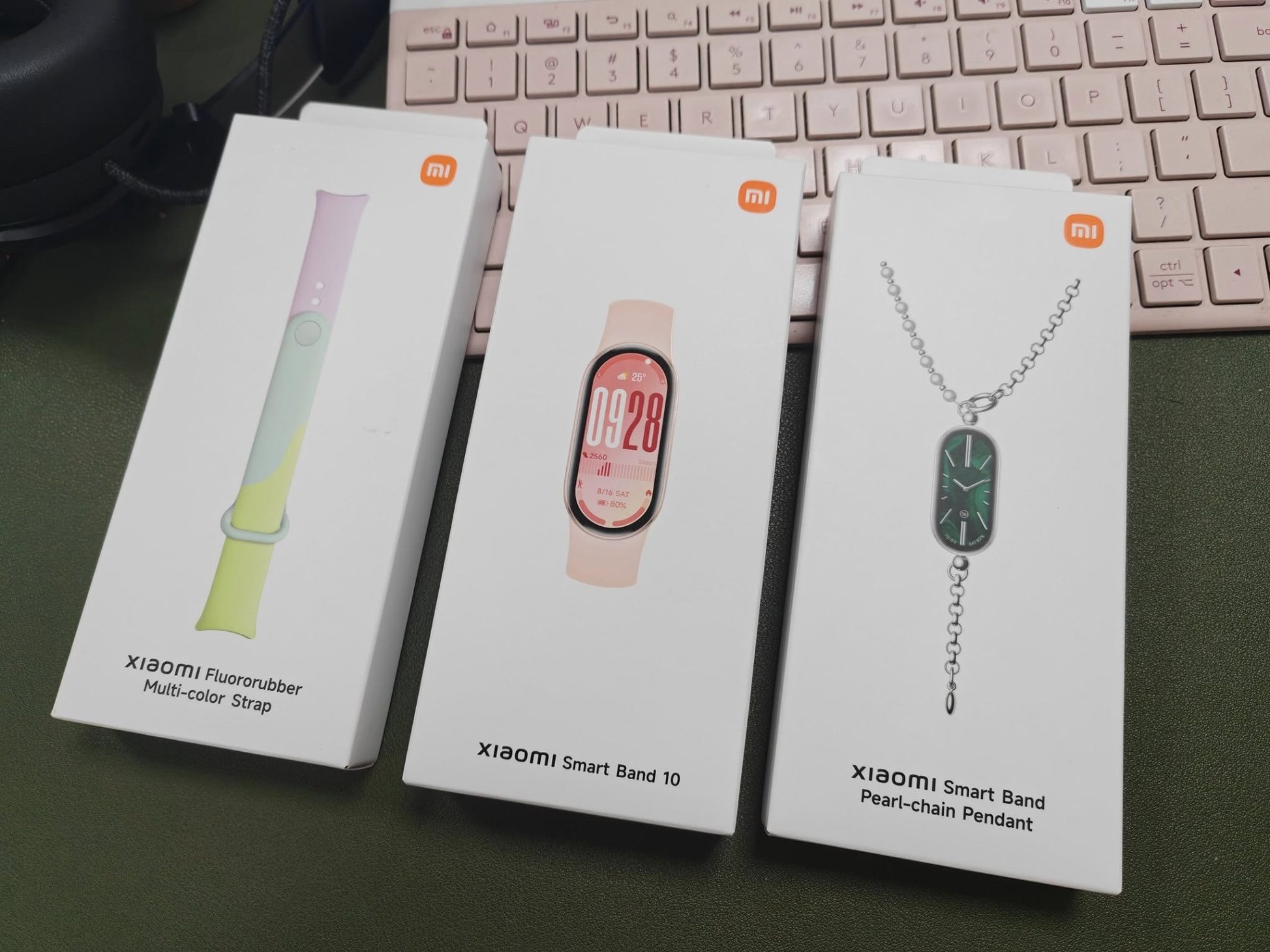 Xiaomi Smart Band 10 màn hình lớn, nhiều tính năng thông minh, giá vừa tay - 513995678 1420066622520210 8858981899953109265 n 1