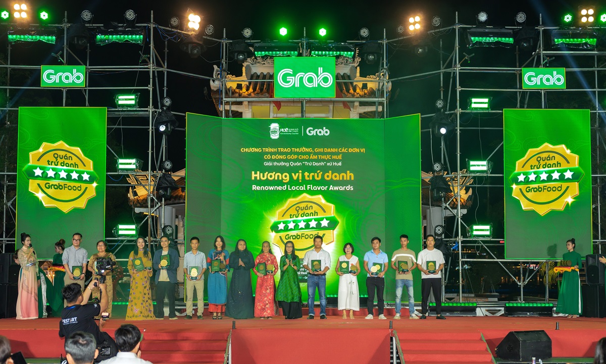 Tìm quán ăn địa phương ngon dễ dàng từ Bộ sưu tập "Quán Trứ Danh" trên GrabFood - Grab góp phần tôn vinh và quảng bá ẩm thực dịa phương thông qua giải thưởng Quán Trứ Danh xứ Huế