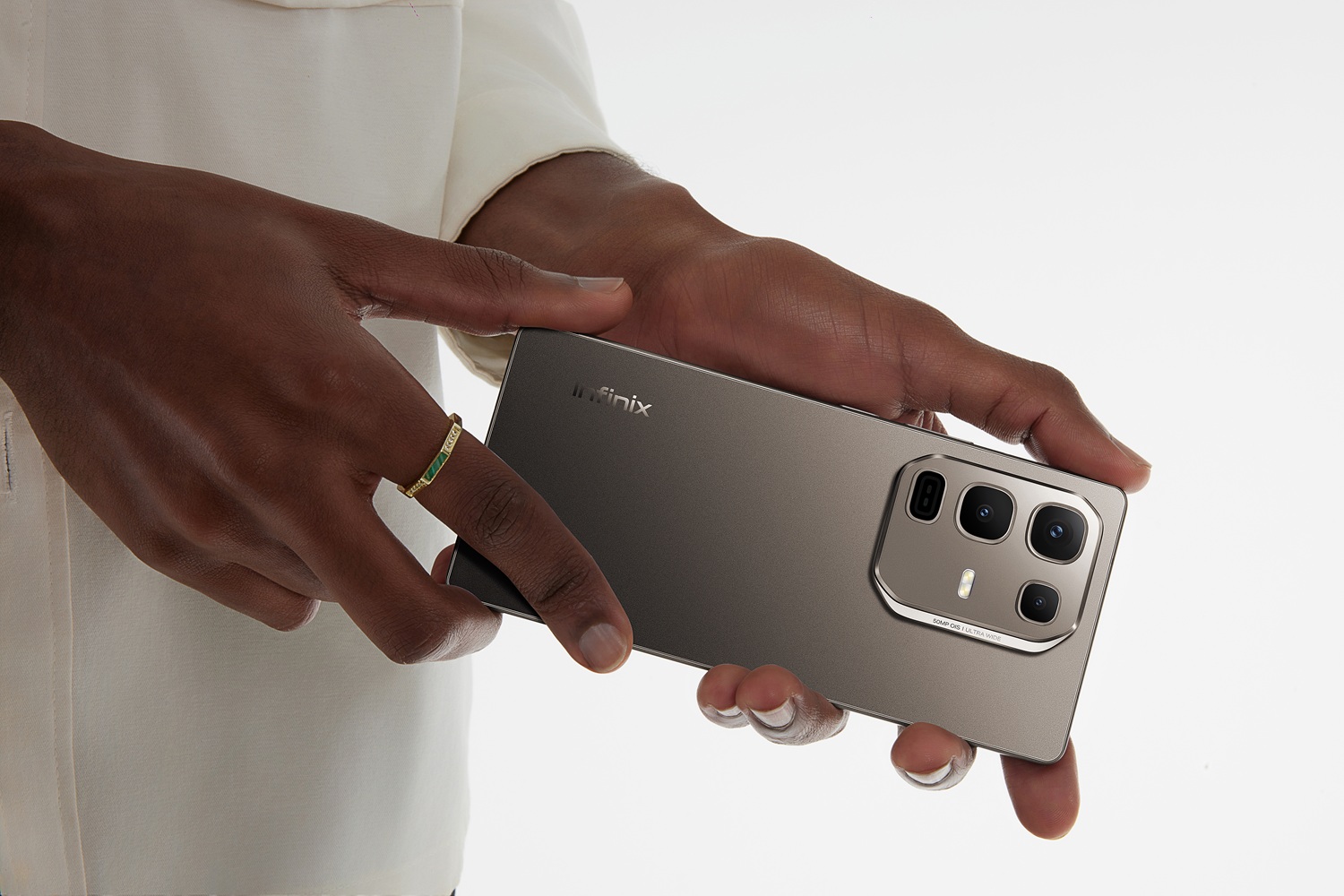 Infinix NOTE 50 Pro Series, điện thoại phong cách gaming, sạc 90W, màn hình 144Hz AMOLED, giá cực vừa túi - 1 4