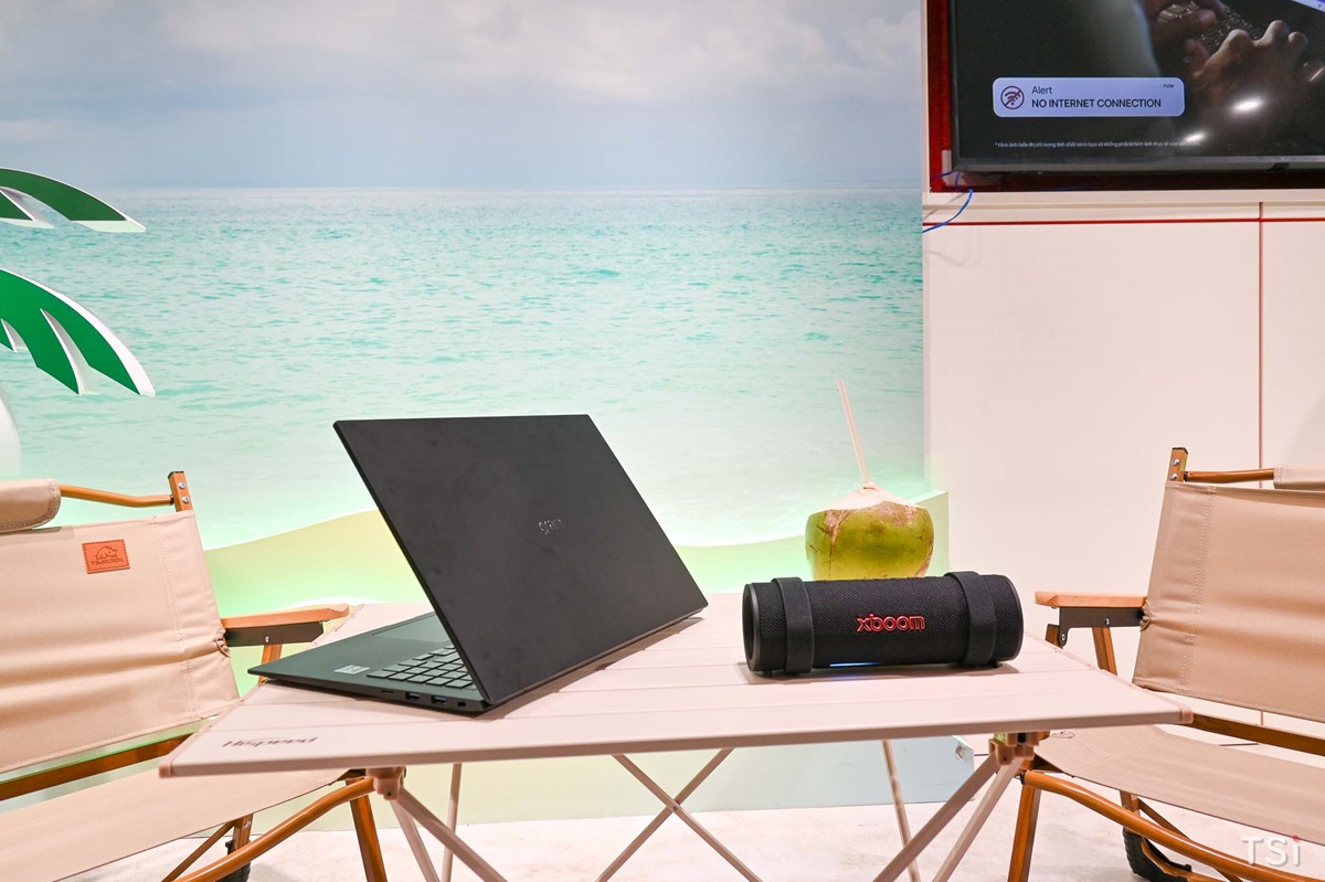 Laptop LG gram AI 2025: Mỏng - nhẹ - bền, AI xử lý công việc ngay cả khi không có internet - 514325620 10229599539513299 213943149123595383 n