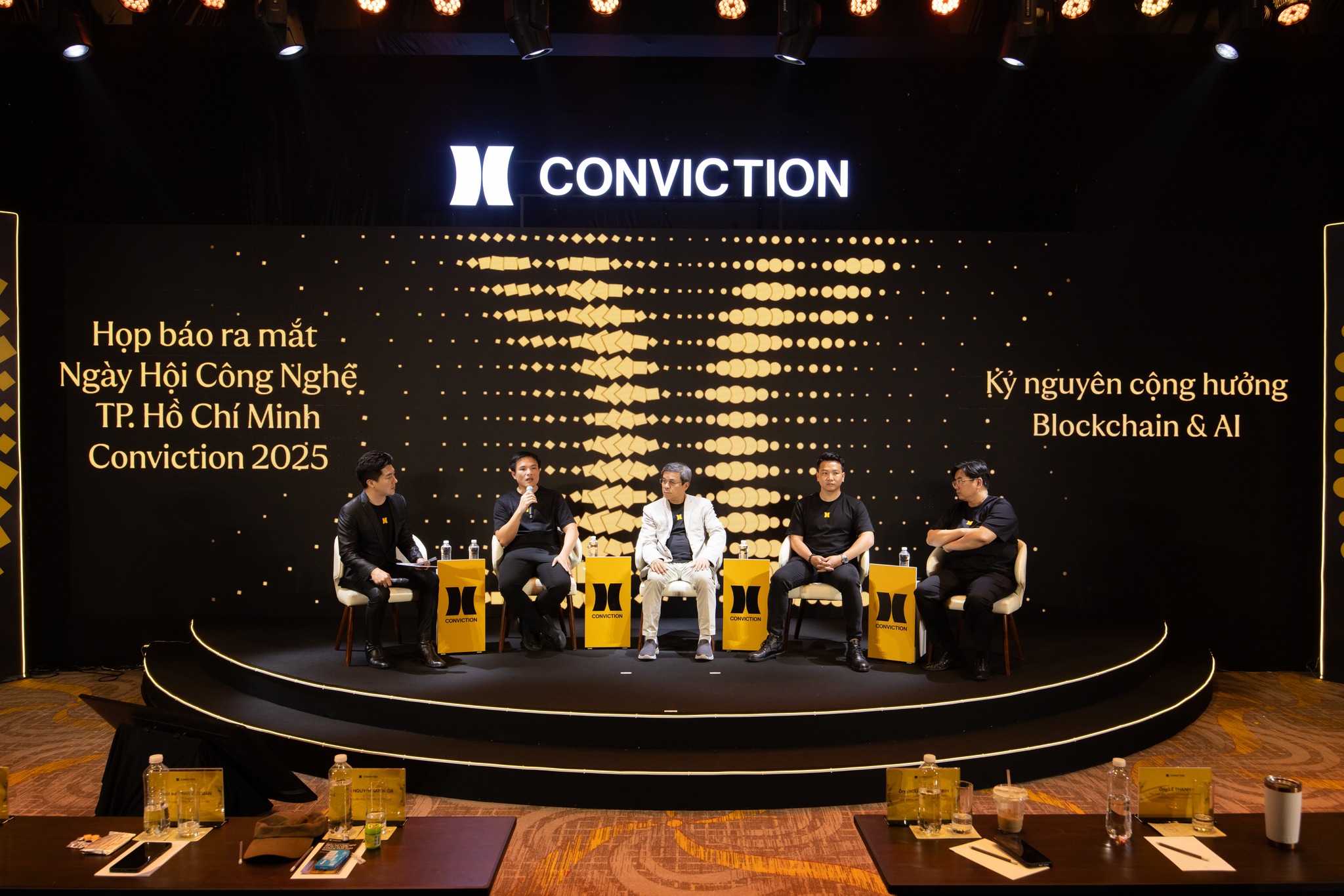 Conviction 2025, ngày hội công nghệ hướng đến Blockchain và AI - 515438261 24079688384973091 1624521746044732954 n