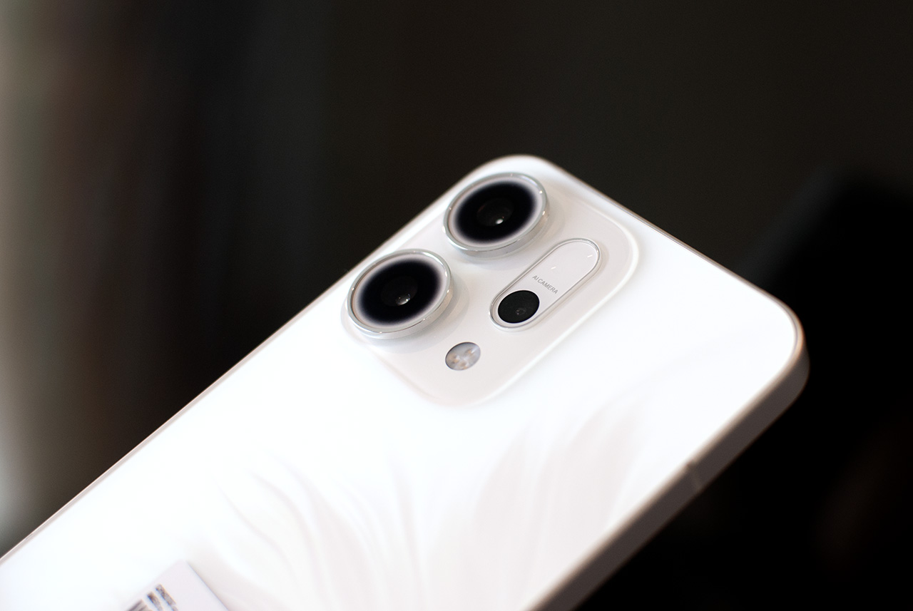 OPPO Reno14 5G: Chuyên gia chân dung AI, tinh tế, mạnh mẽ và thông minh đáng kinh ngạc - DSC2408
