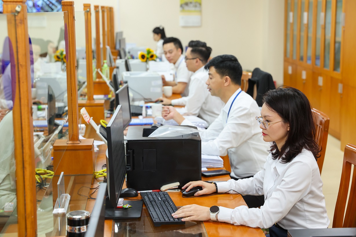 MobiFone triển khai vận hành Hệ thống thông tin giải quyết thủ tục hành chính theo mô hình mới - HN 5