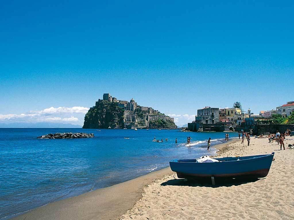 Du khách Việt ưa chuộng hình thức du lịch không rác thải nhựa - Ischia Y 1